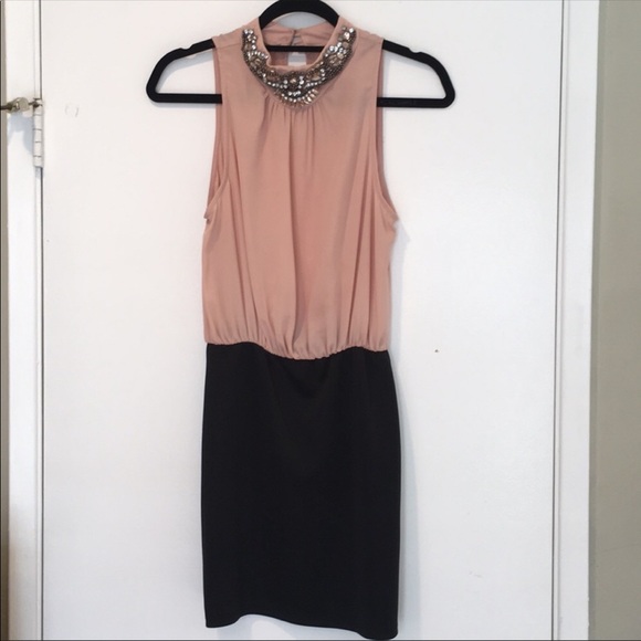 Pink and black dress - Picture 1 of 3